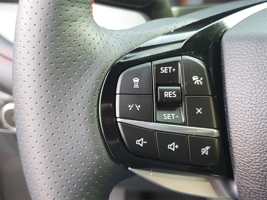 Used 2025 Ford Explorer ST-Line image 12