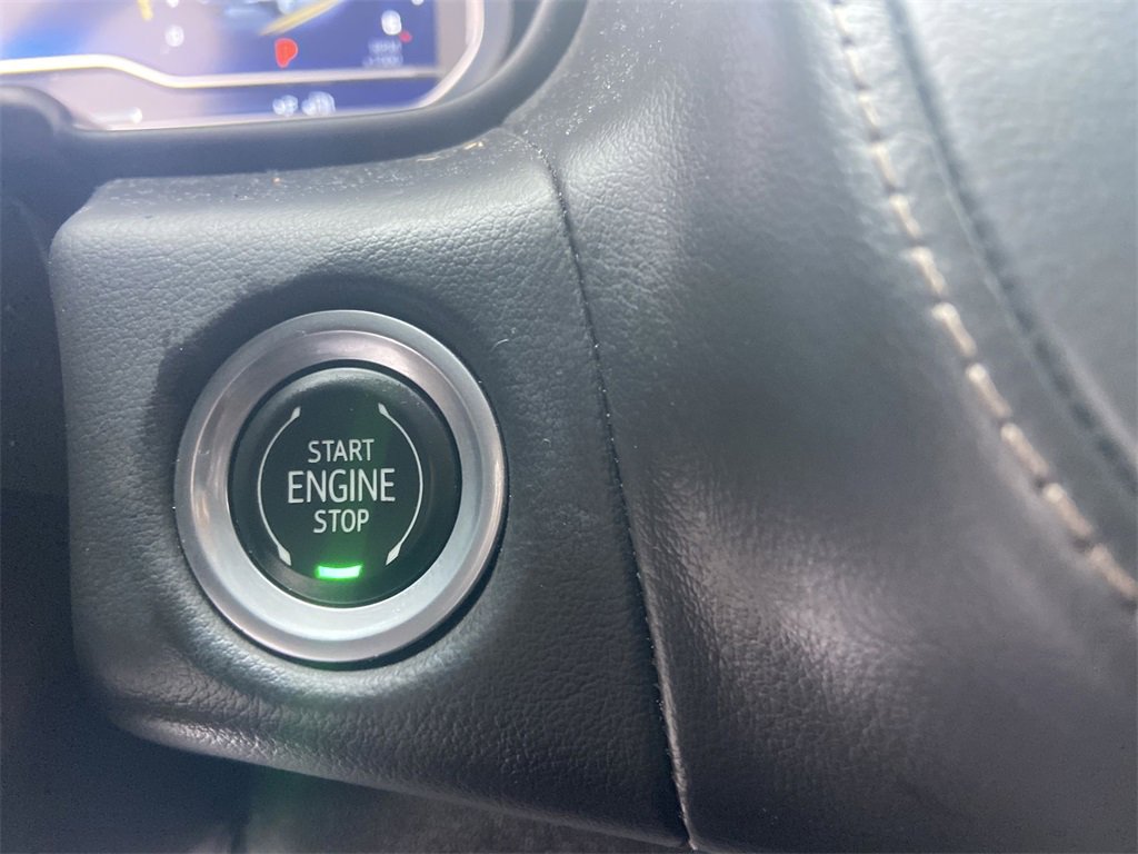 Certified 2023 Chevrolet Tahoe High Country w/ Premium Package 2 image 17