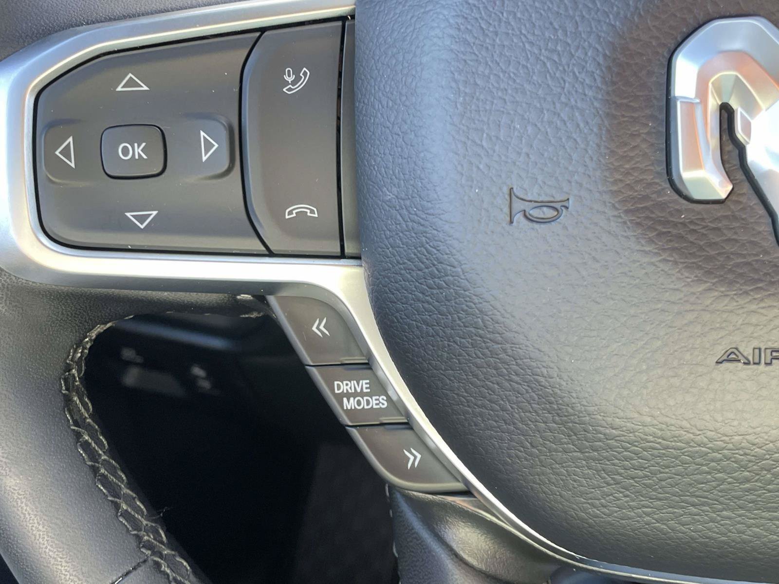 Used 2025 RAM 1500 Big Horn AWD/4WD image 14