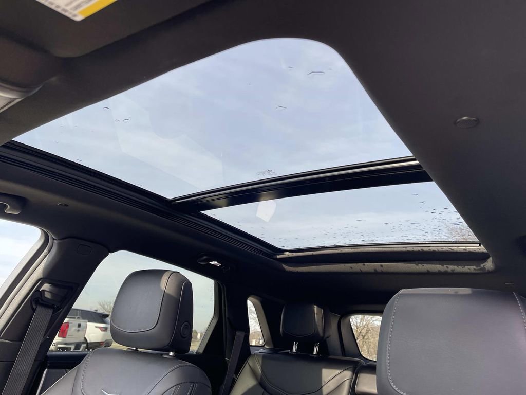 Certified 2025 Cadillac XT5 Premium Luxury image 32