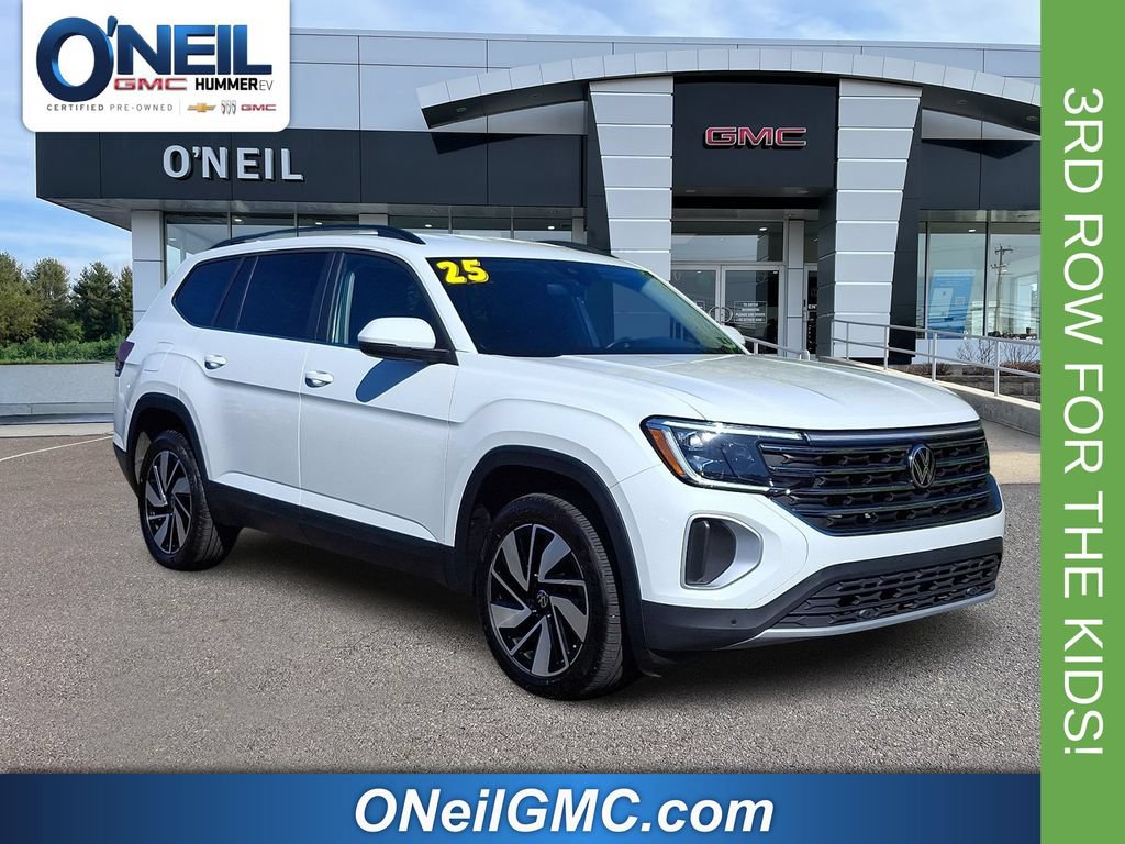 Used 2025 Volkswagen Atlas SE