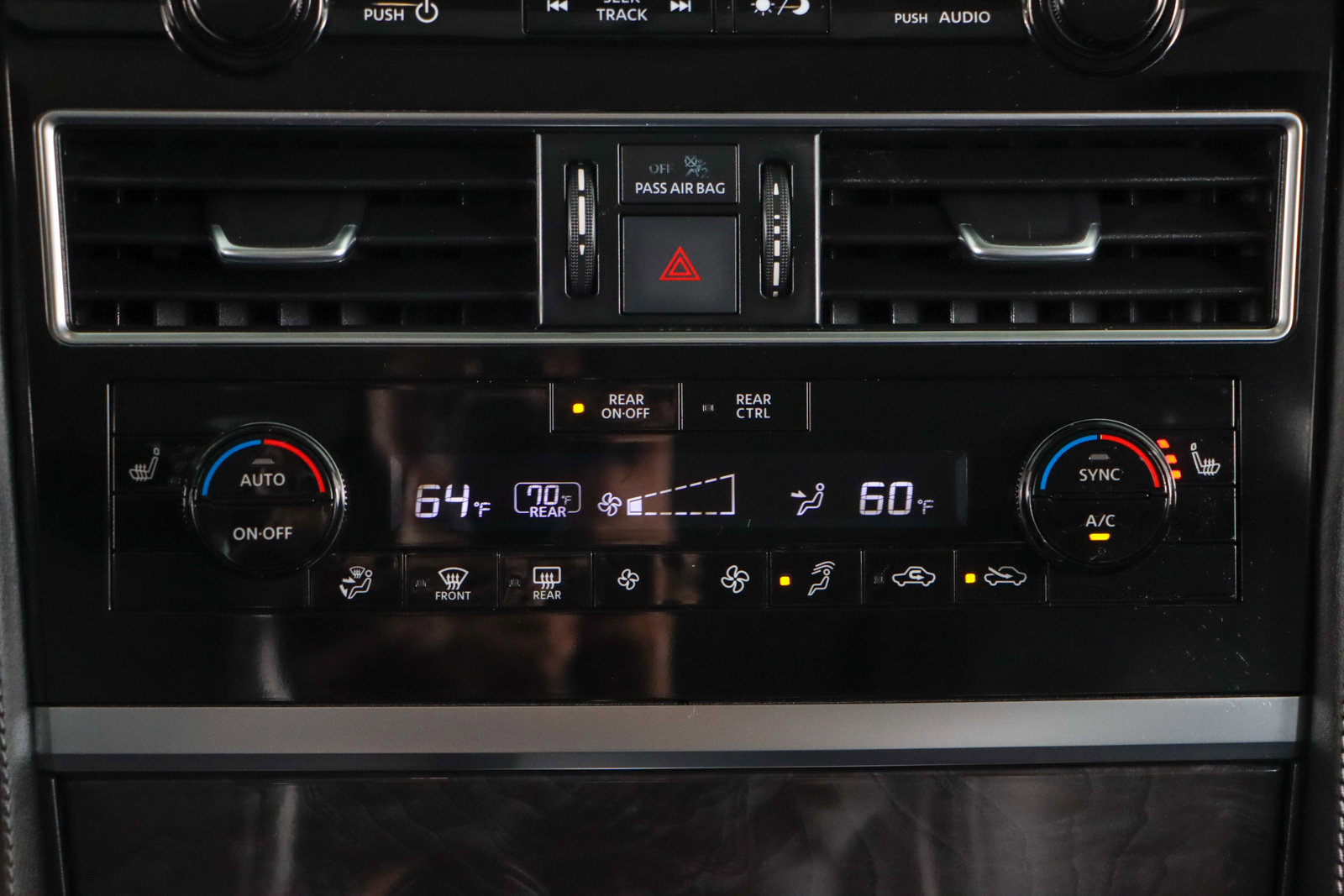 Used 2024 INFINITI QX80 Luxe w/ Cargo Package image 21