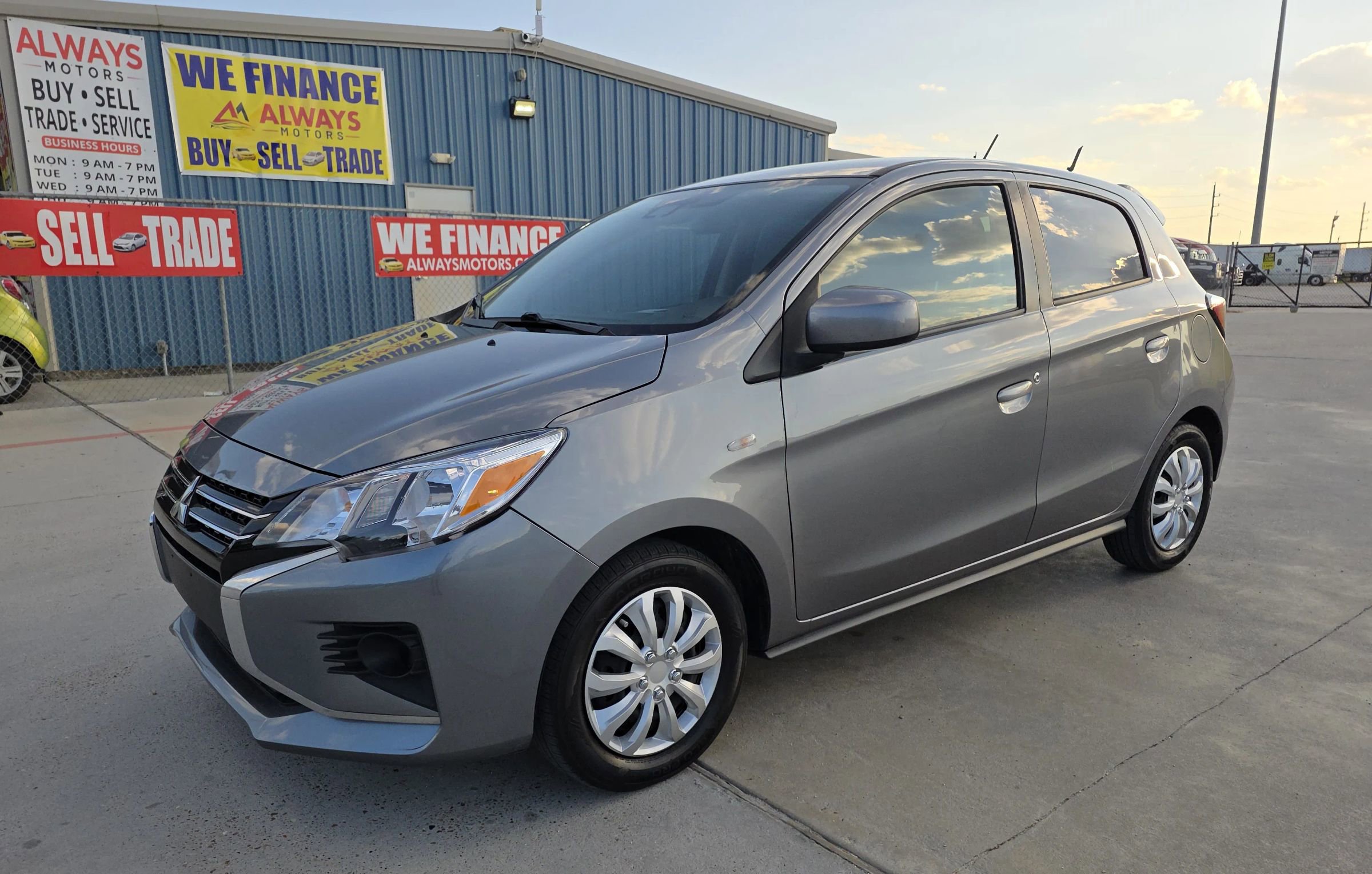 Used 2021 Mitsubishi Mirage ES FWD image 2