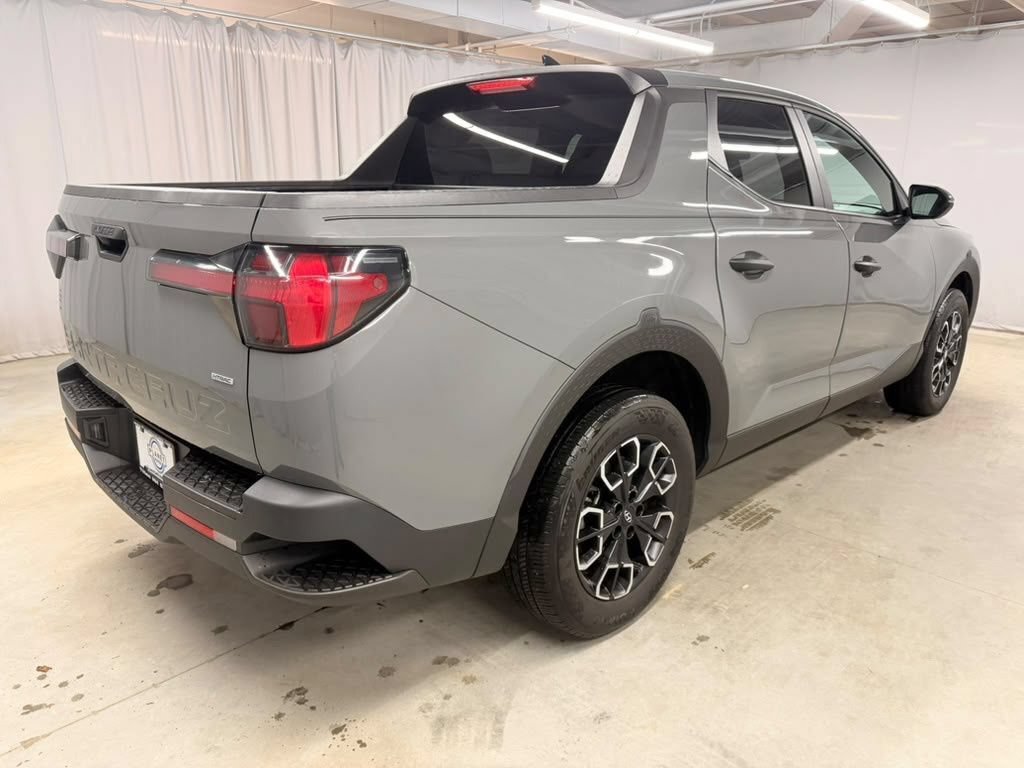 Used 2024 Hyundai Santa Cruz SEL AWD/4WD image 11