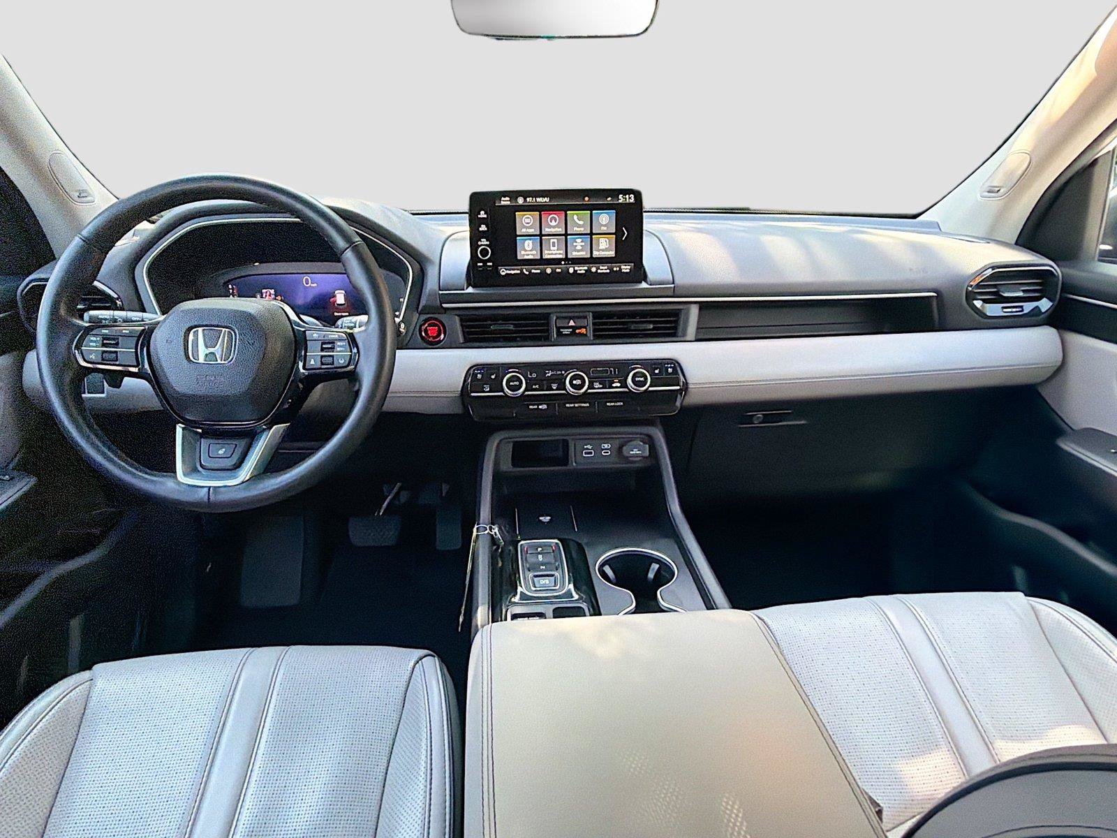 Used 2024 Honda Pilot Elite image 18