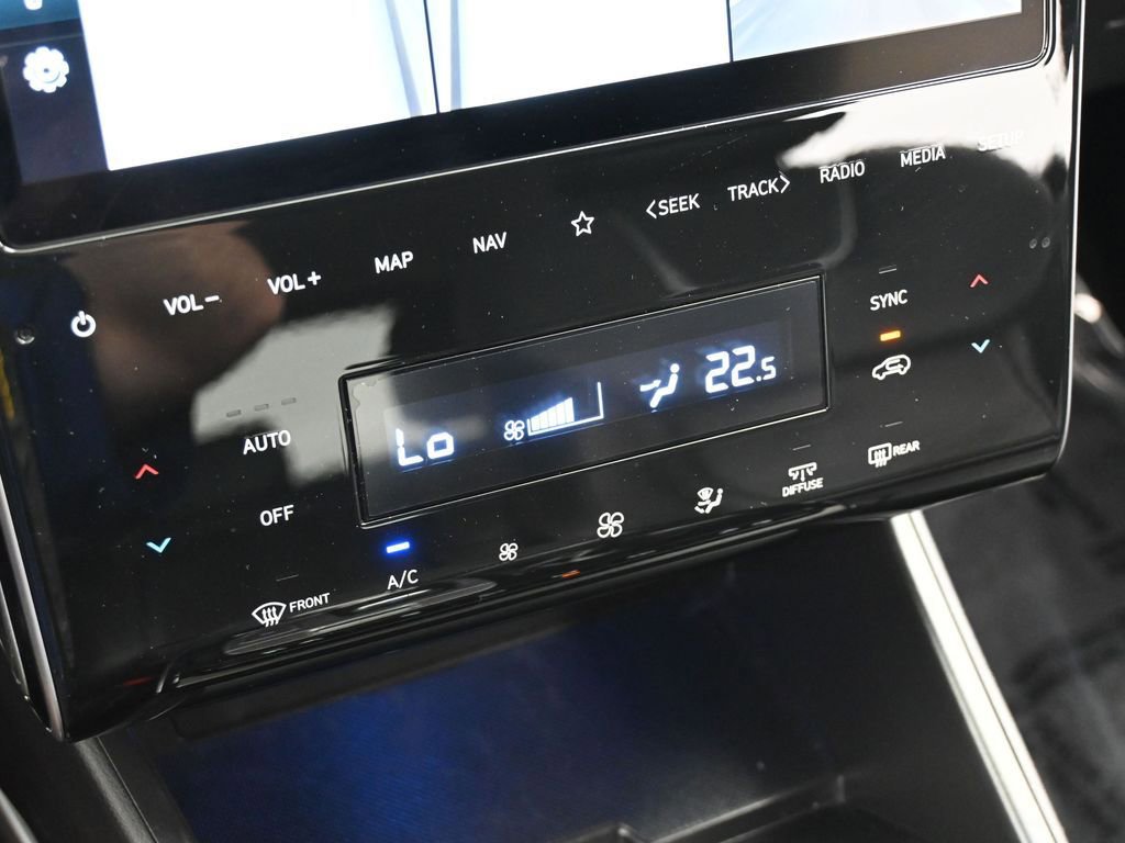 Used 2022 Hyundai Tucson Limited w/ Cargo Package image 27