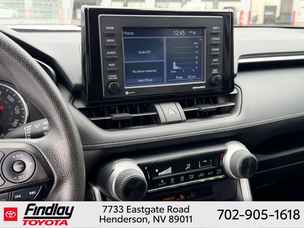 Used 2022 Toyota RAV4 LE FWD image 27
