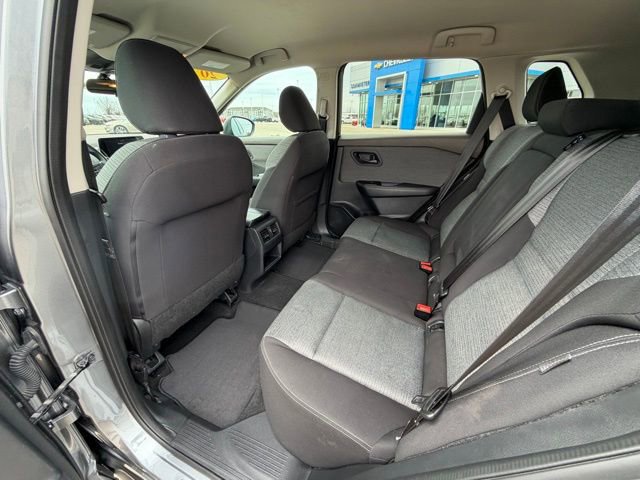 Used 2021 Nissan Rogue S image 15