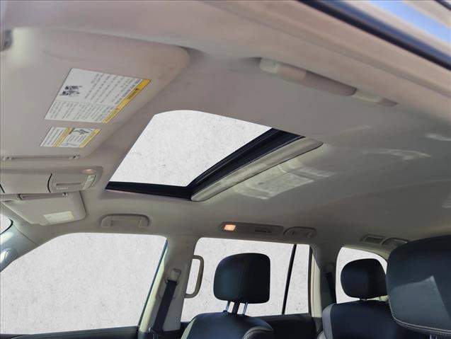 Used 2021 Nissan Armada Platinum w/ Captain's Chairs Package RWD image 26