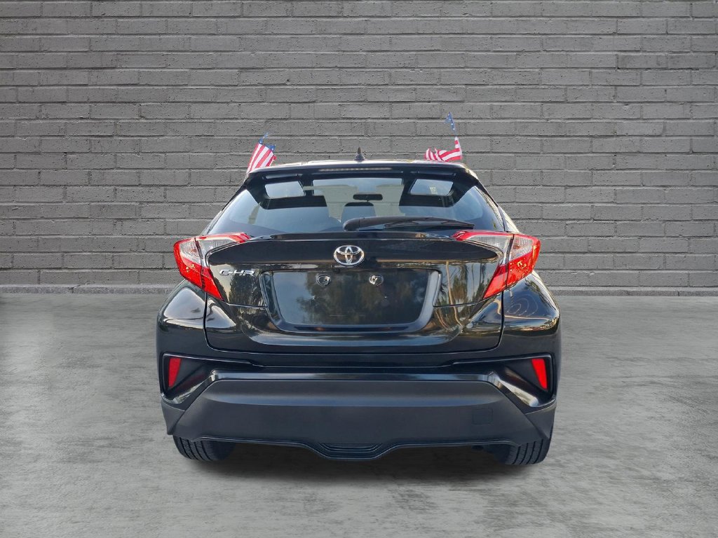 Used 2021 Toyota C-HR LE FWD image 9