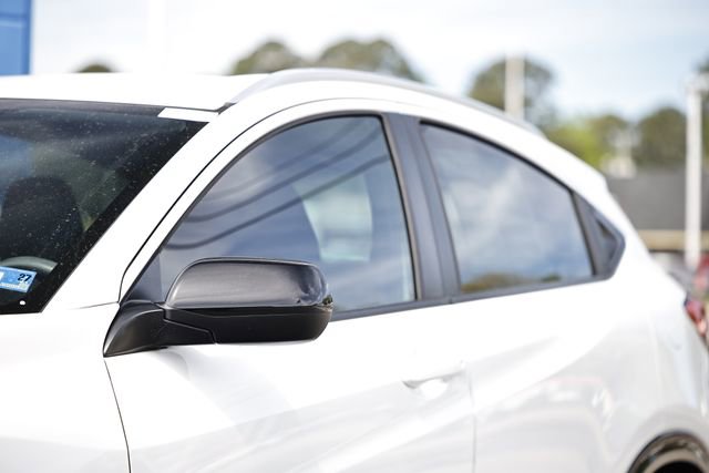 Certified 2020 Honda HR-V Sport image 3