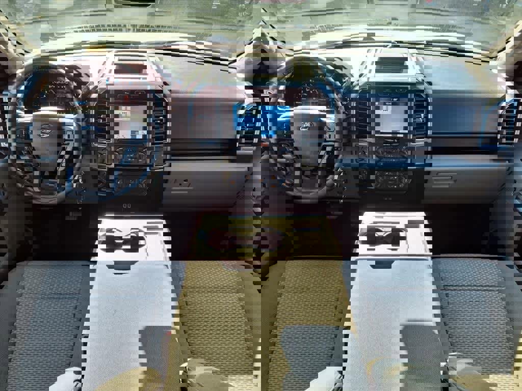 Used 2017 Ford F150 XLT w/ Equipment Group 301A Mid image 11