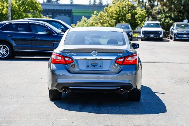 Used 2016 Nissan Altima 2.5 SR FWD image 4
