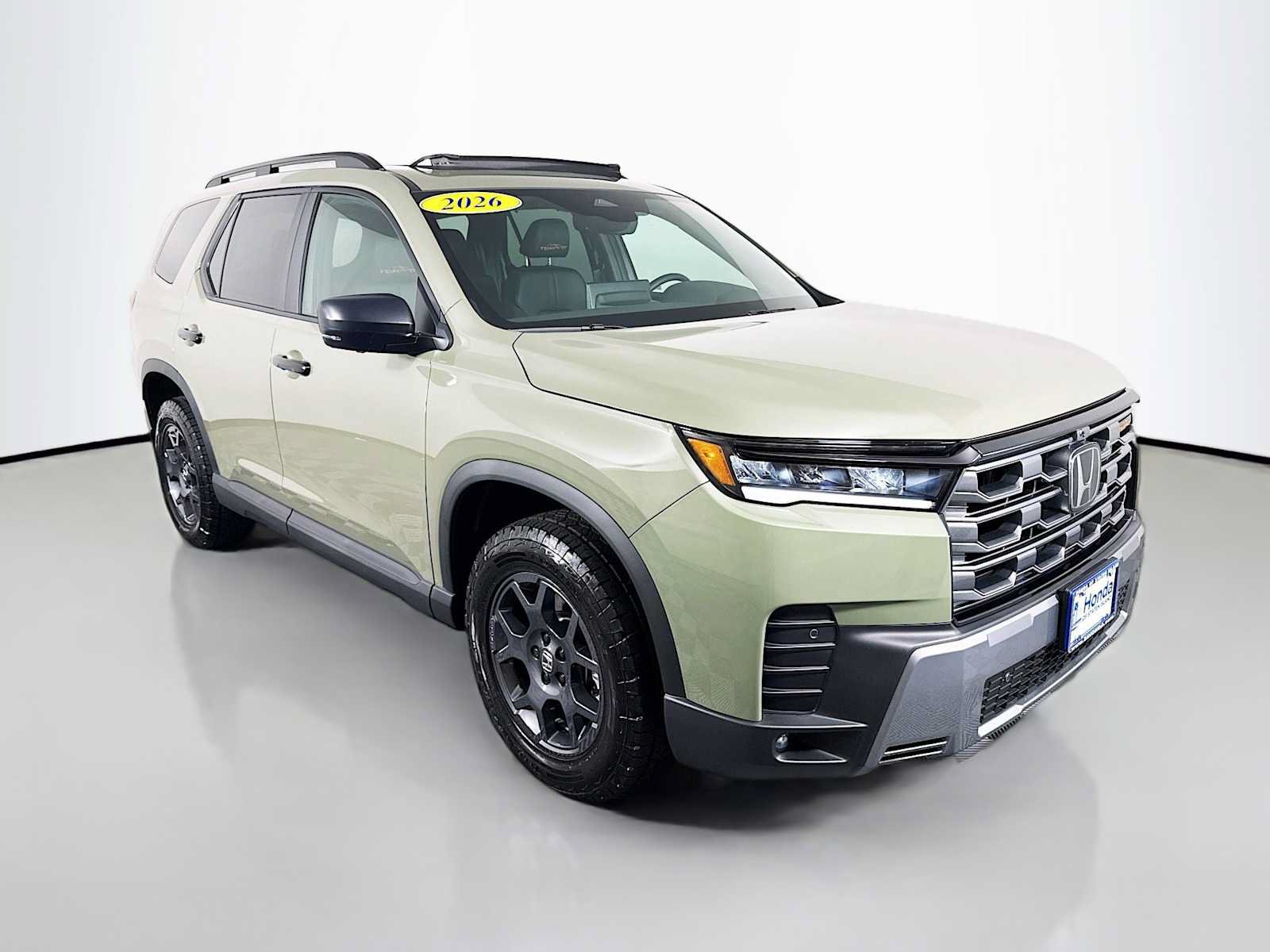 Certified 2026 Honda Pilot TrailSport image 1