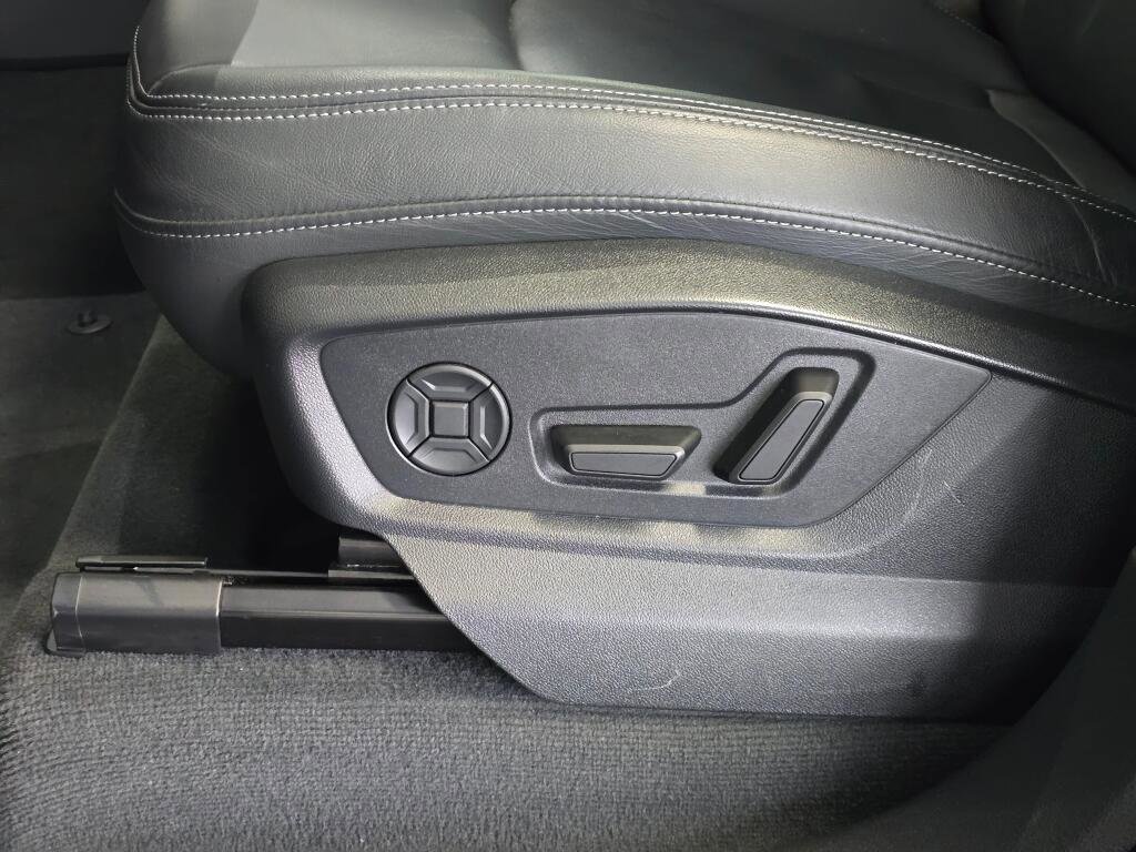 Used 2025 Audi Q7 3.0T Premium Plus image 24
