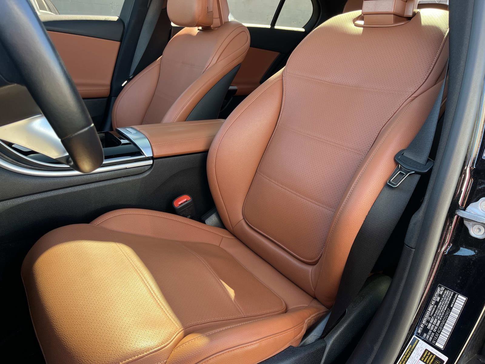 Certified 2022 Mercedes-Benz C 300 Sedan image 23