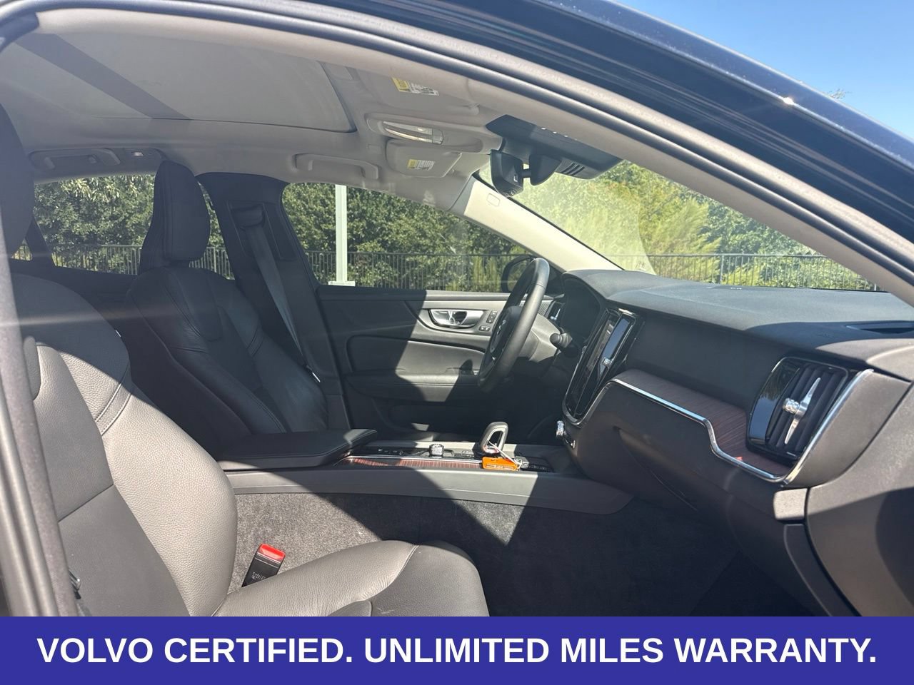 Certified 2024 Volvo S60 B5 Plus w/ Climate Package FWD image 8