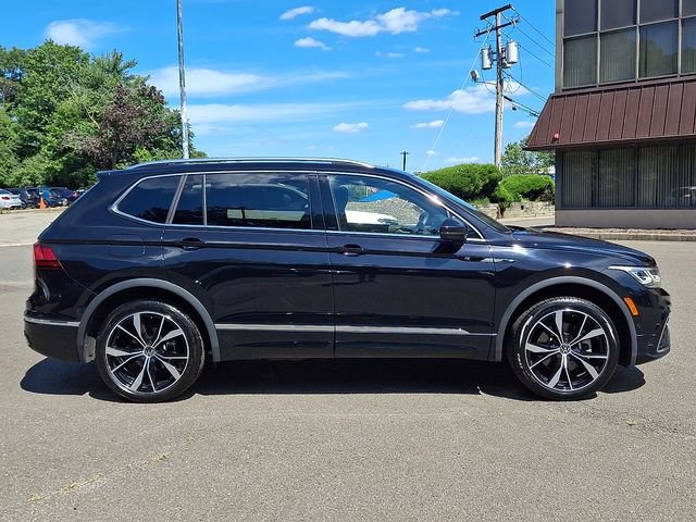 Certified 2023 Volkswagen Tiguan SEL R-Line AWD/4WD image 12