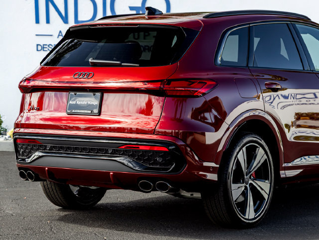 New 2026 Audi SQ5 Prestige AWD/4WD image 8