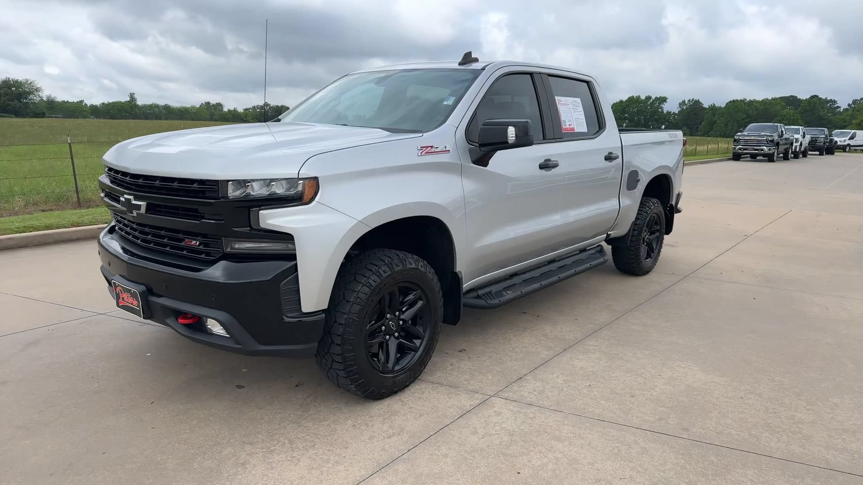 Used 2020 Chevrolet Silverado 1500 LT Trail Boss AWD/4WD image 3