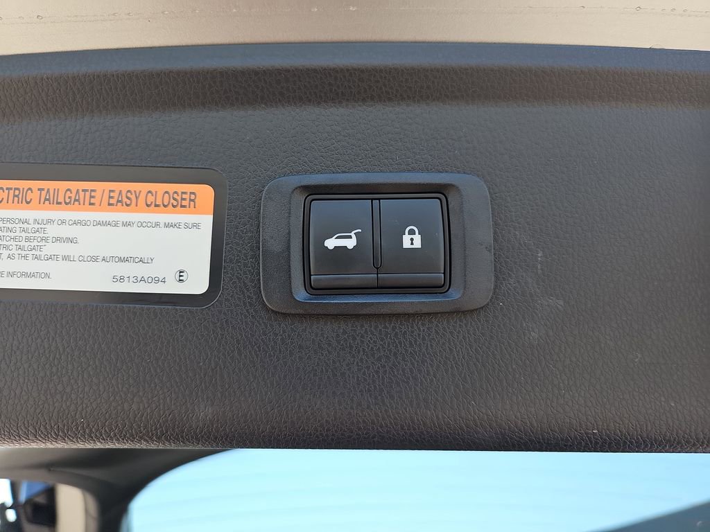 Used 2024 Mitsubishi Eclipse Cross SEL AWD/4WD image 17