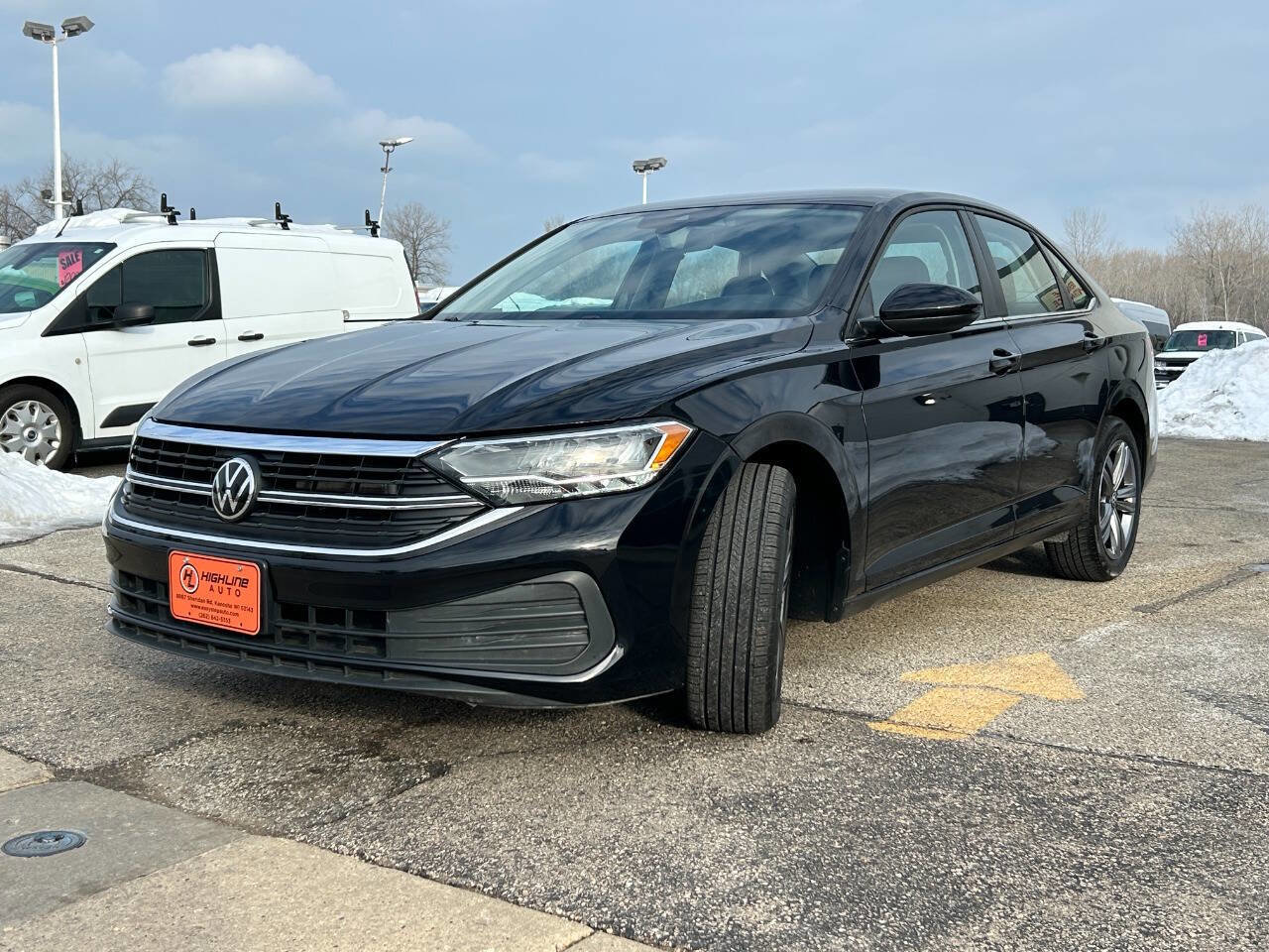 Used 2024 Volkswagen Jetta SE image 8