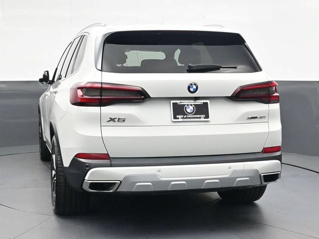 Used 2021 BMW X5 xDrive40i w/ Convenience Package AWD/4WD image 5