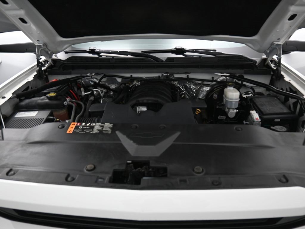 Used 2018 Chevrolet Silverado 1500 LT w/ All Star Edition image 32