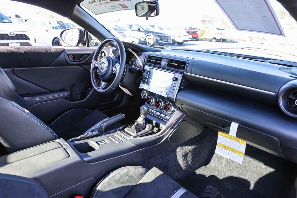 Certified 2025 Toyota GR86 Premium w/ ALL Weather Mat Package (TMS) image 3