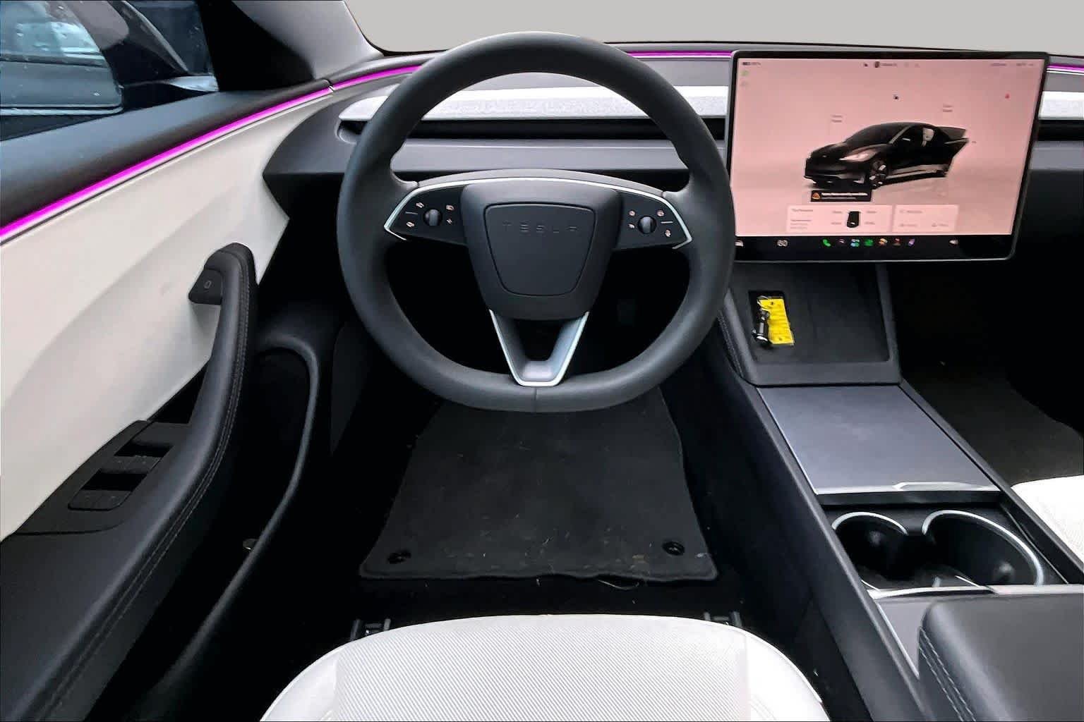 Used 2025 Tesla Model 3 Long Range RWD image 9