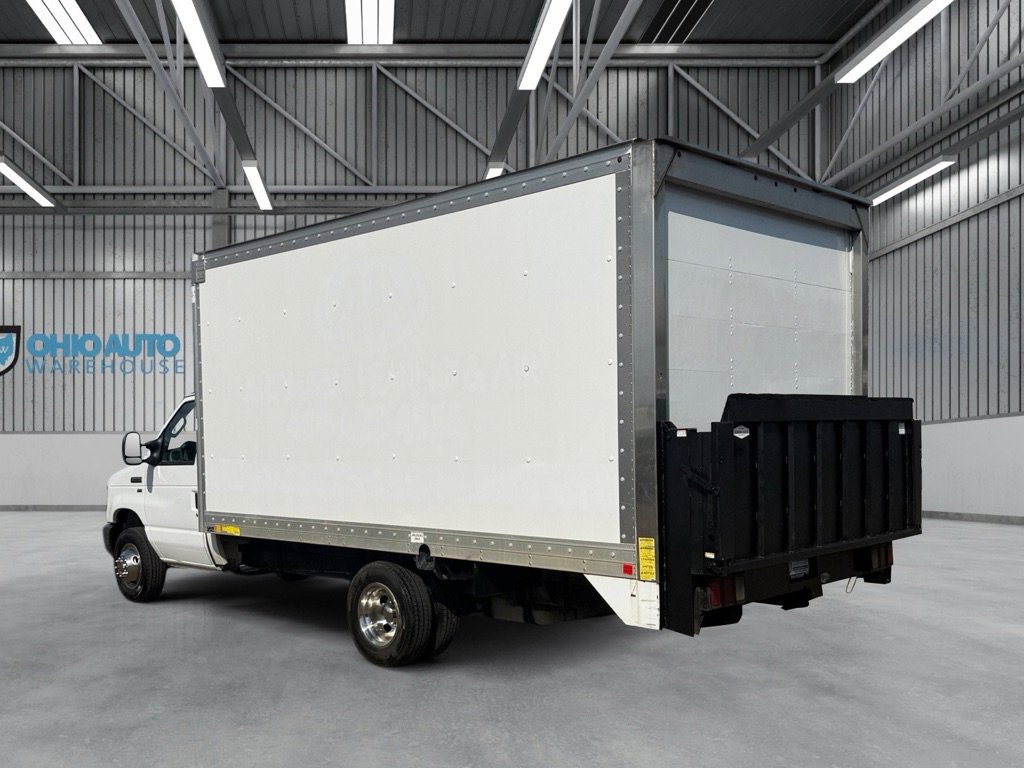 Used 2016 Ford E-350 and Econoline 350 Super Duty image 5