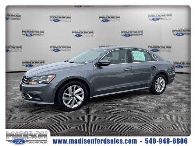 Used 2018 Volkswagen Passat 2.0T SE