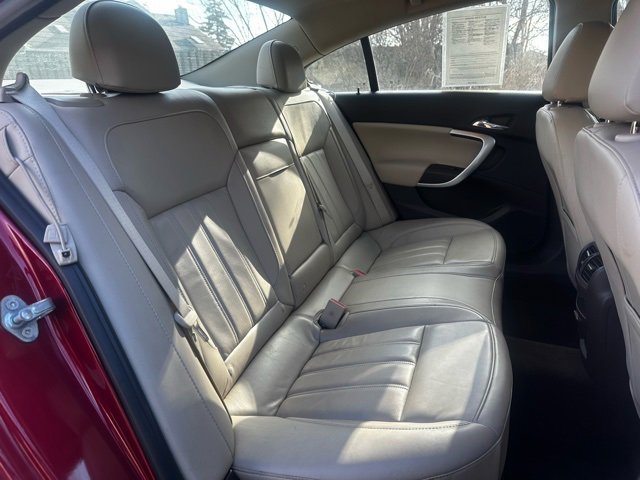 Used 2013 Buick Regal Premium image 21