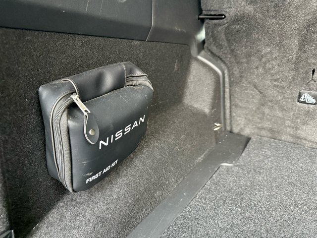 Used 2025 Nissan Rogue SV image 12