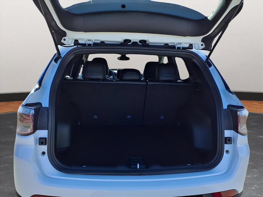New 2026 Jeep Compass Latitude AWD/4WD image 14