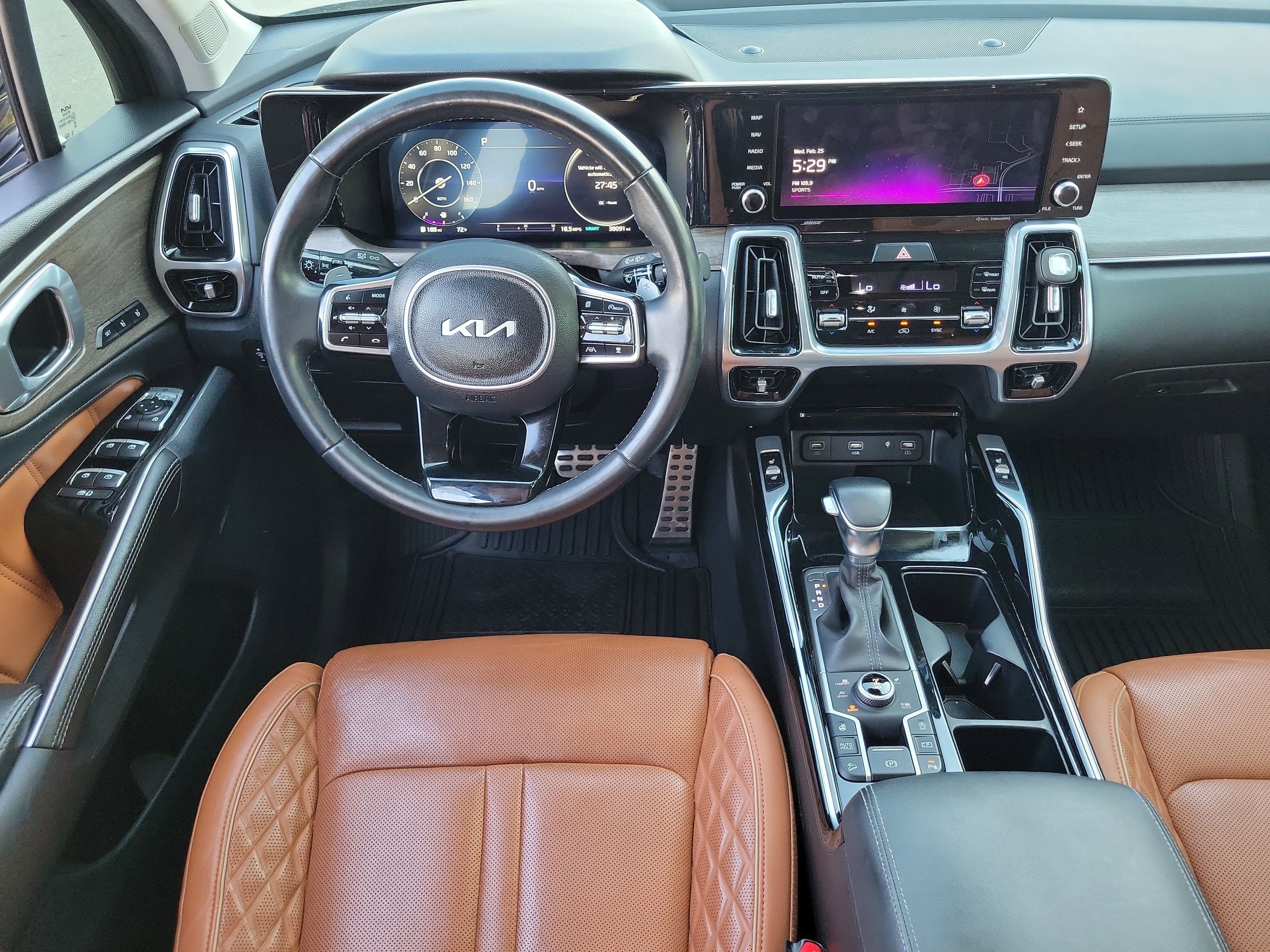 Used 2023 Kia Sorento SX Prestige image 21