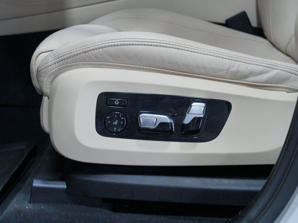 Used 2022 BMW X5 M50i w/ Executive Package AWD/4WD image 35