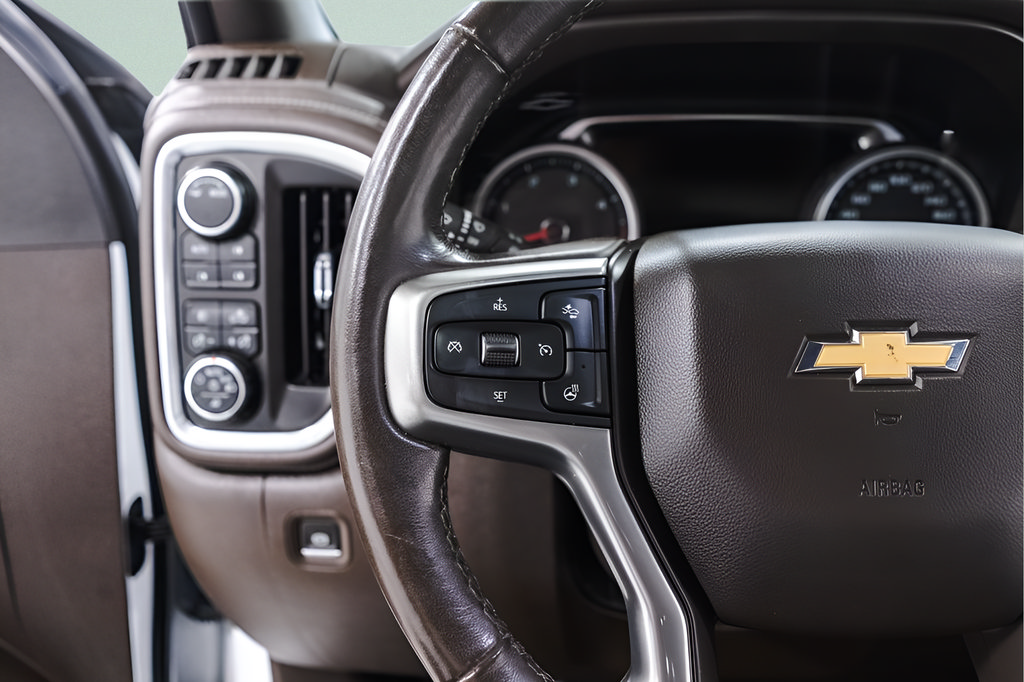Used 2021 Chevrolet Silverado 2500 LTZ w/ LTZ Premium Package AWD/4WD image 12