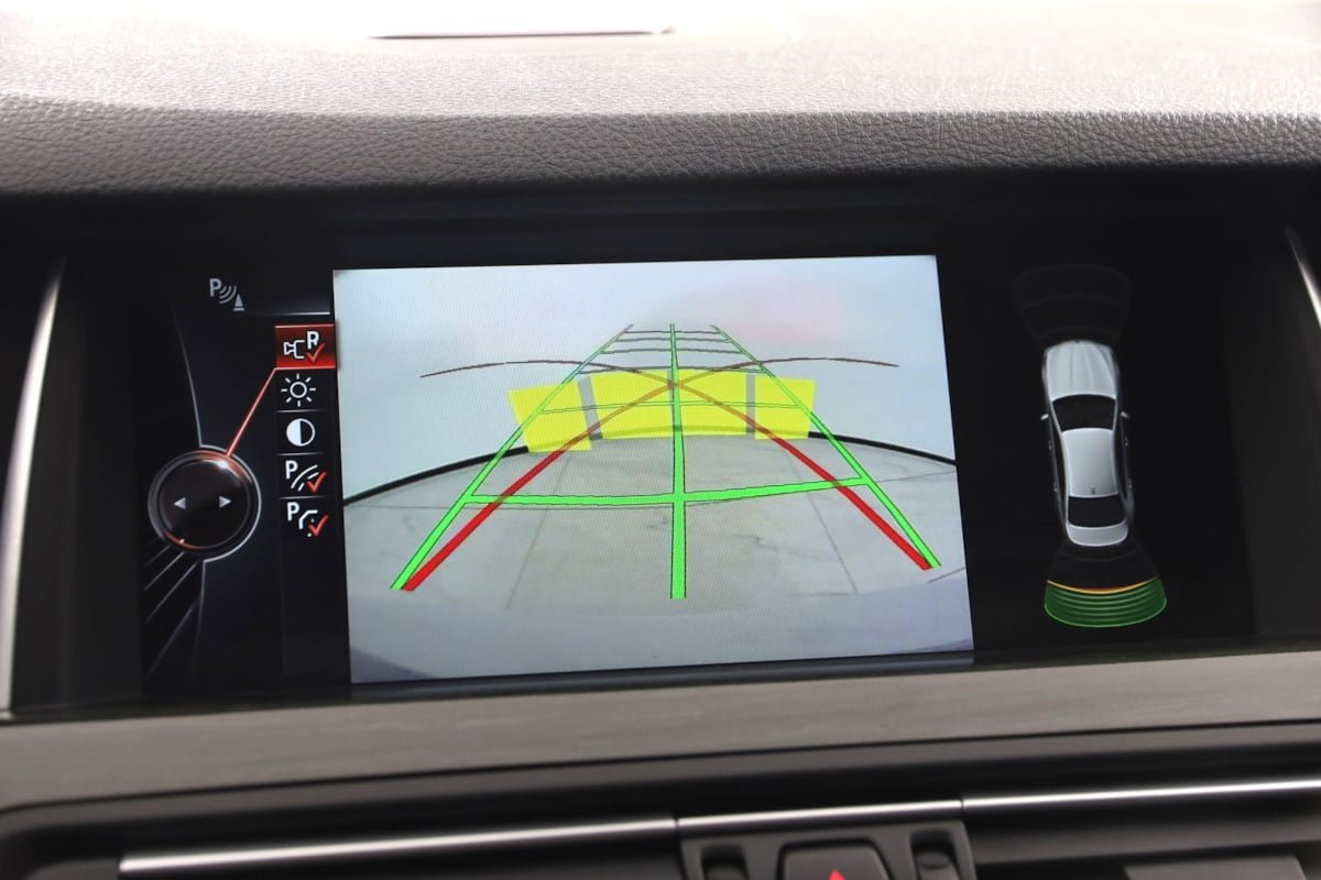 Used 2015 BMW M5 RWD image 10