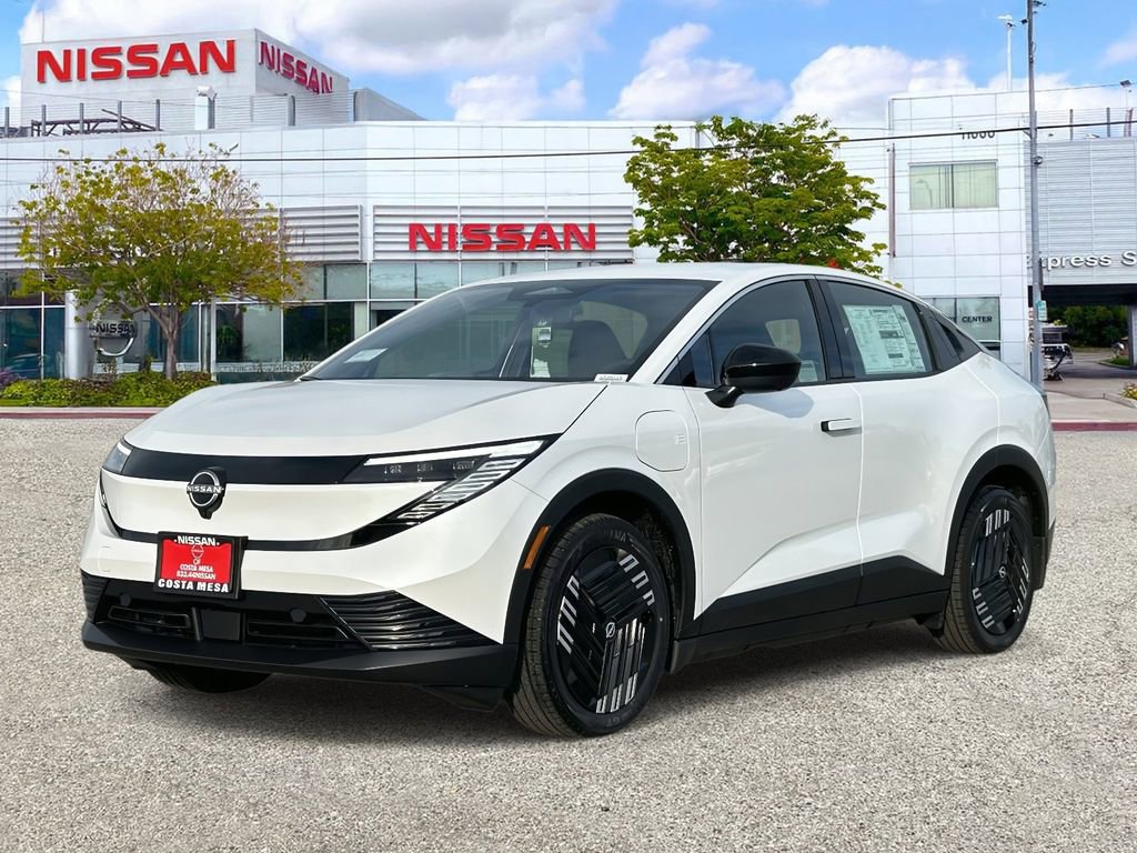 New 2026 Nissan Leaf w/ Illuminated Package