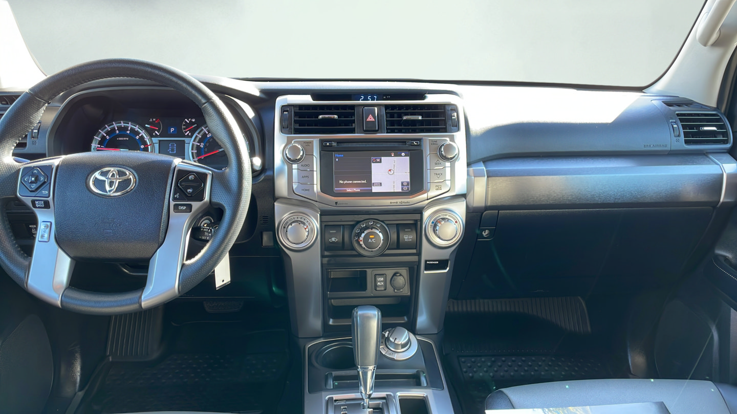 Certified 2018 Toyota 4Runner SR5 Premium AWD/4WD image 10