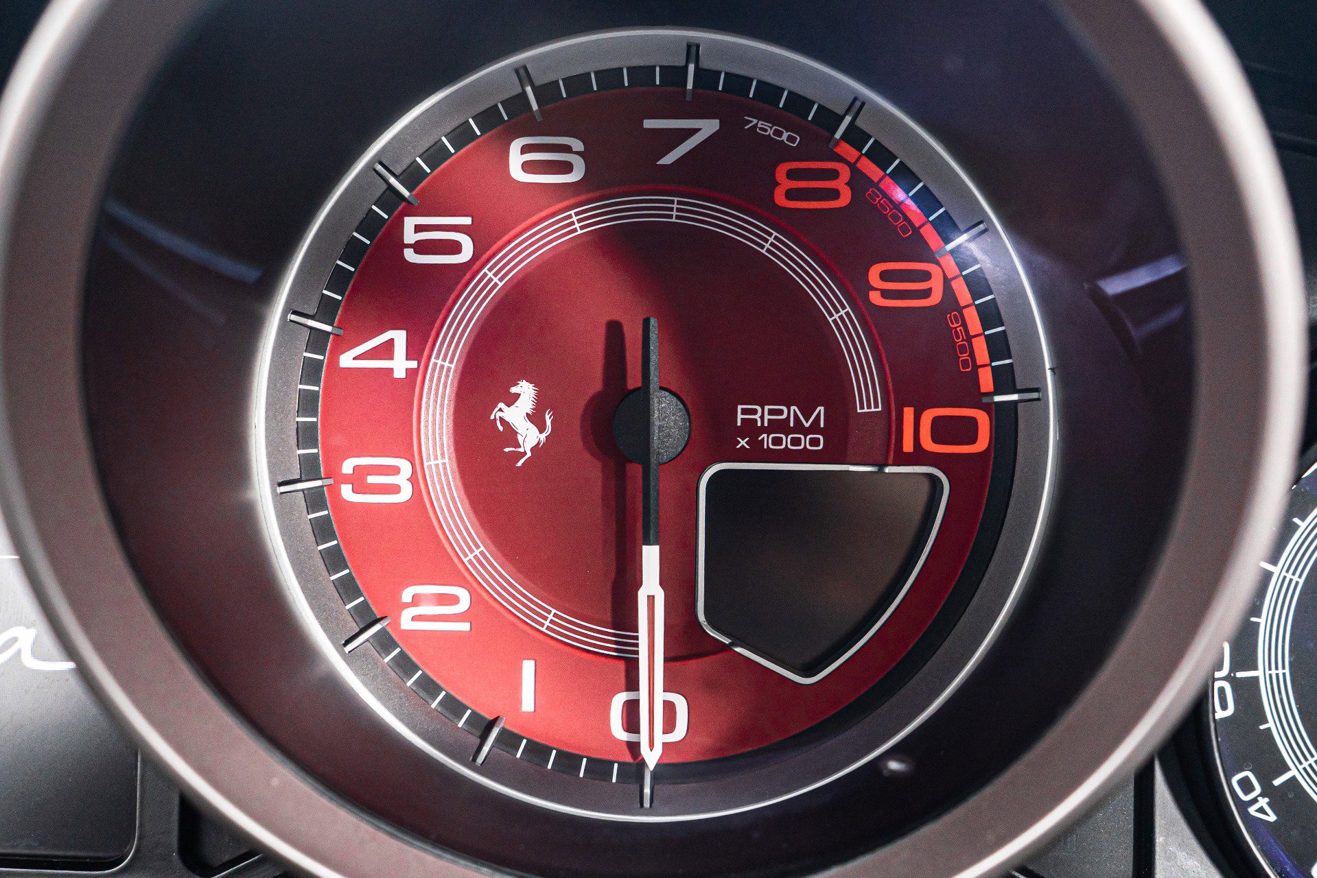 Used 2013 Ferrari California image 31