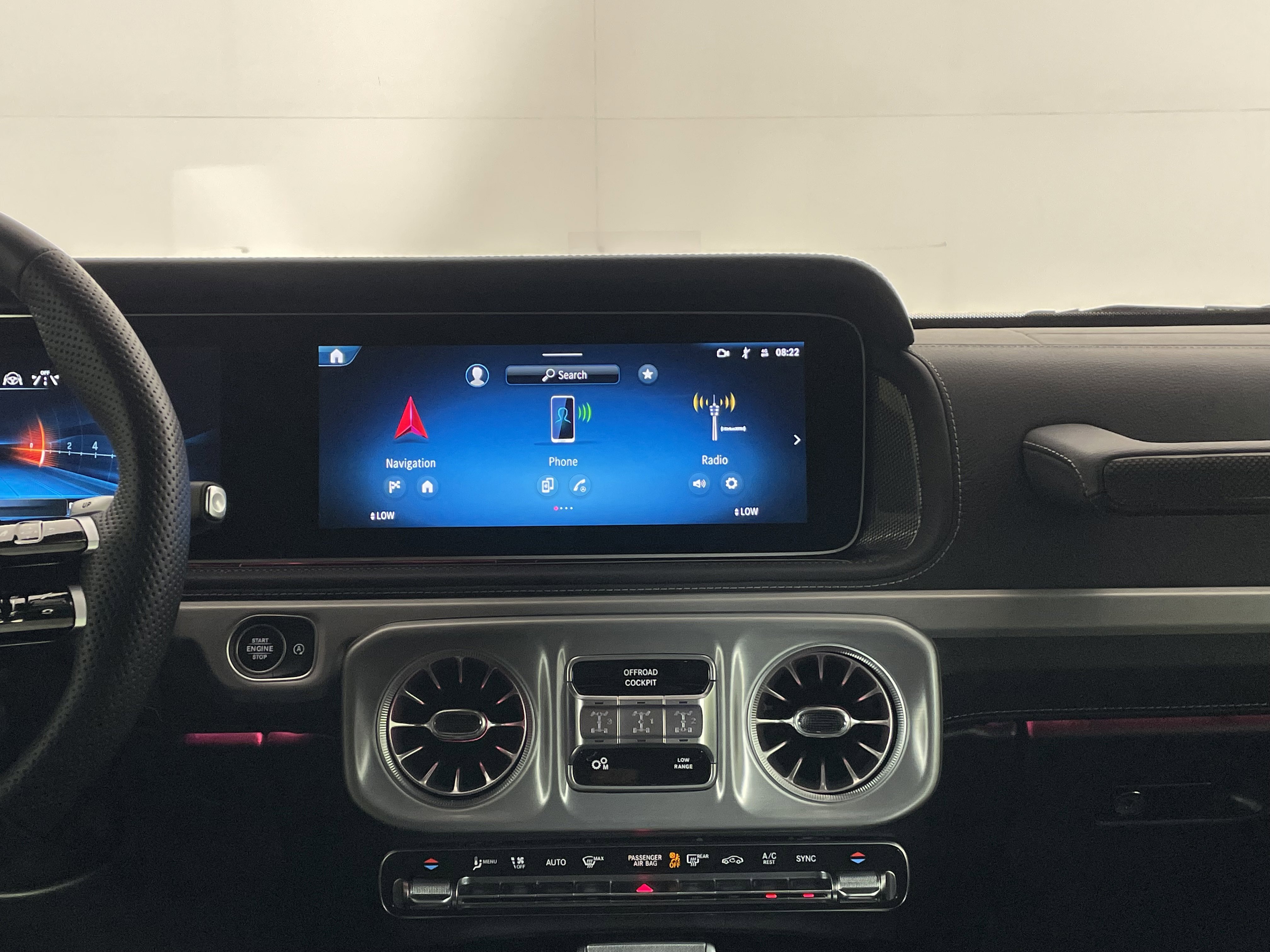 Used 2025 Mercedes-Benz G 63 AMG 4MATIC image 17