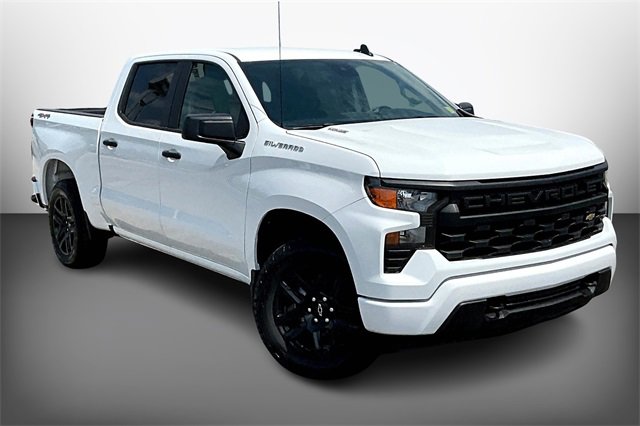 New 2026 Chevrolet Silverado 1500 Custom w/ Turbomax Blackout Package