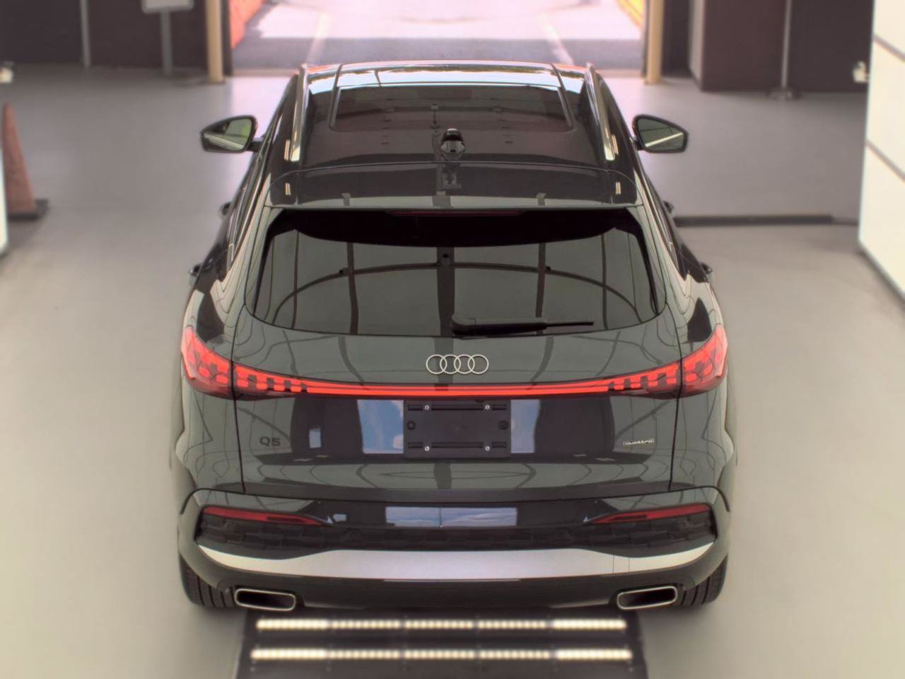 Used 2026 Audi Q5 Premium Plus AWD/4WD image 3