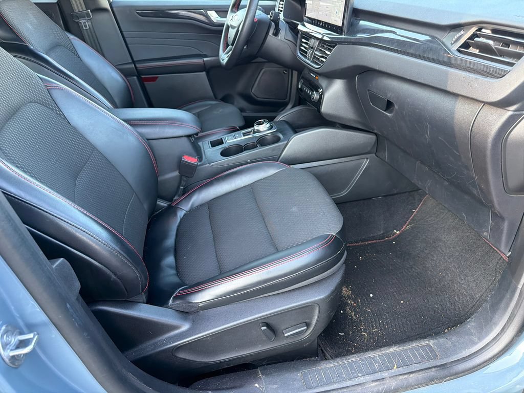 Used 2023 Ford Escape ST-Line Select w/ Tech Pack #2 AWD/4WD image 11