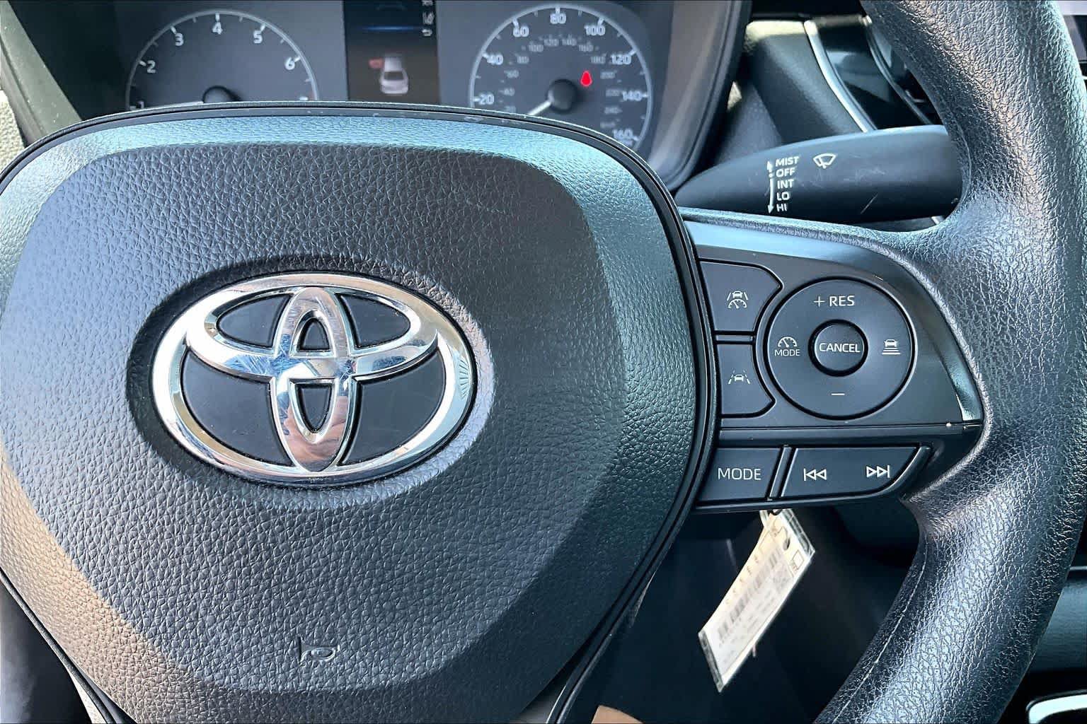 Used 2024 Toyota Corolla LE FWD image 24