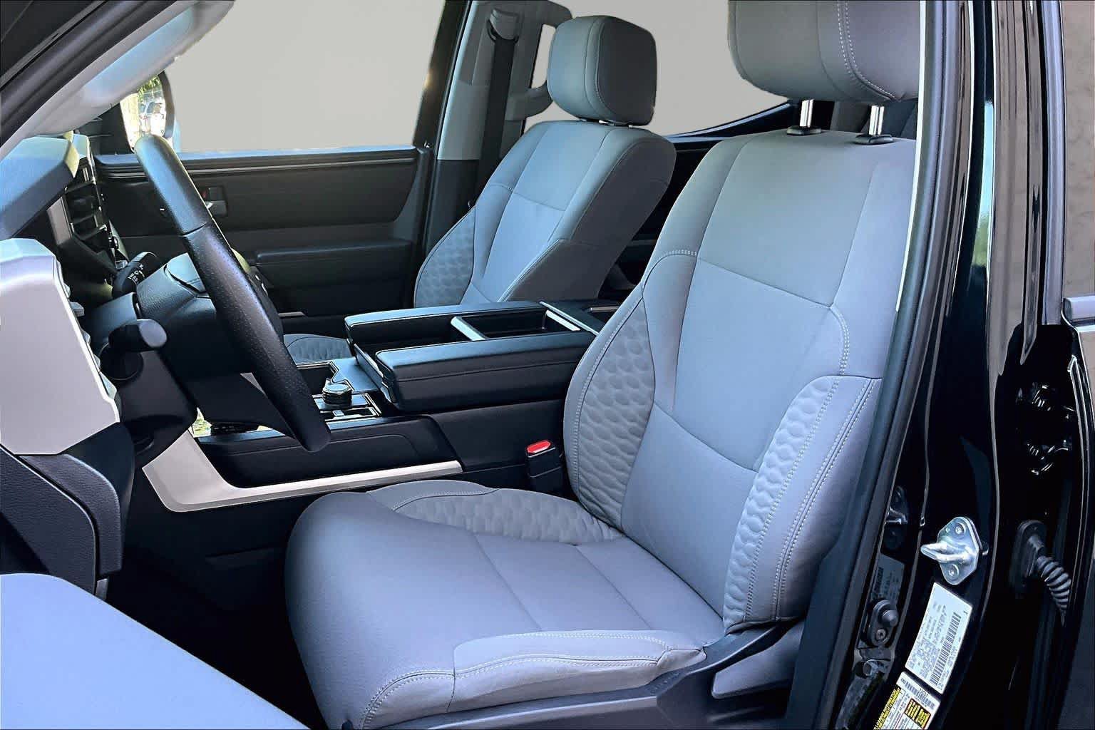 Used 2024 Toyota Tundra SR5 AWD/4WD image 8