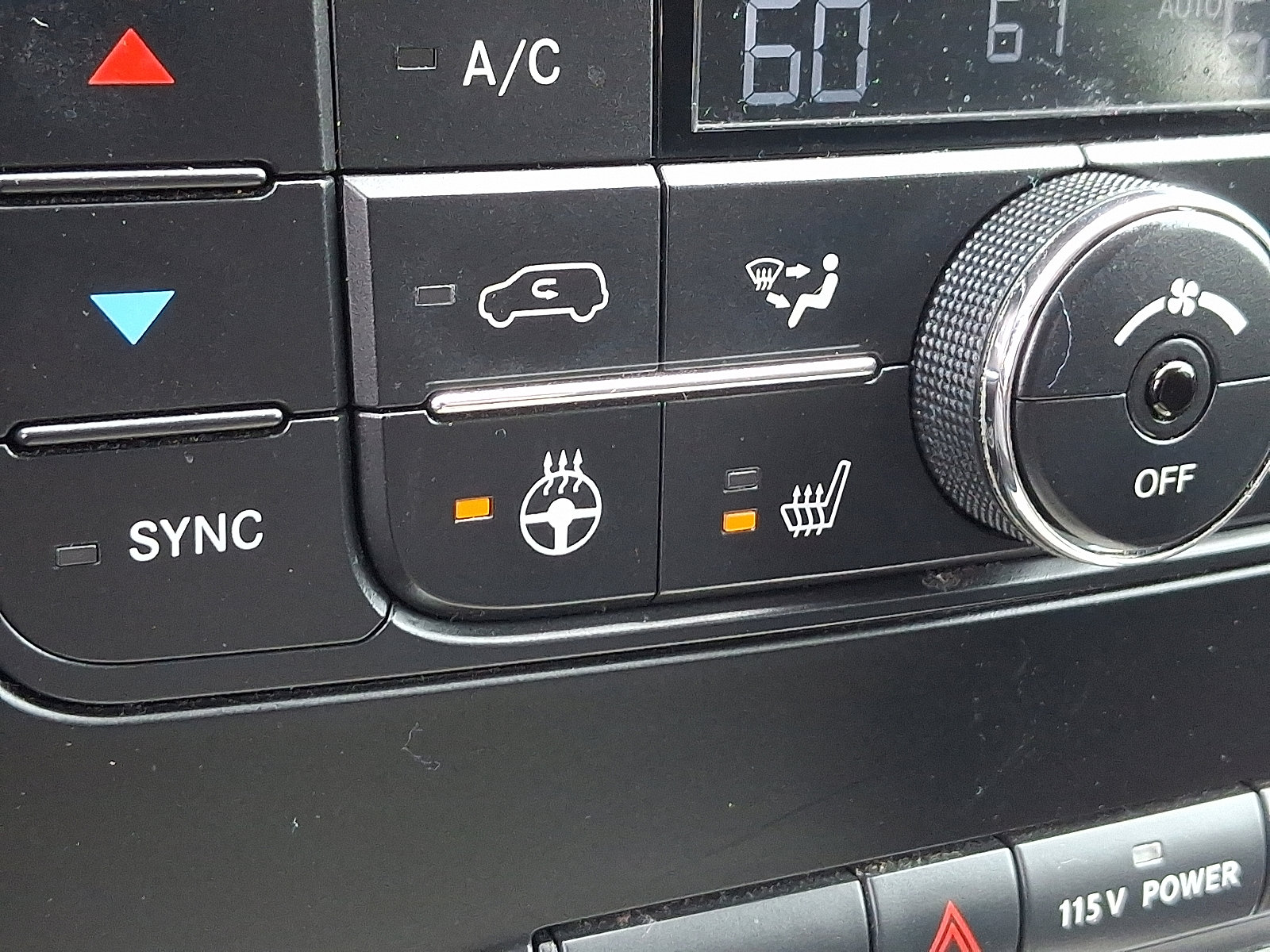 Used 2013 Dodge Grand Caravan Crew w/ Entertainment Group 1 image 25