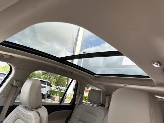 Certified 2023 Lincoln Aviator Reserve w/ Elements Package Plus RWD image 30